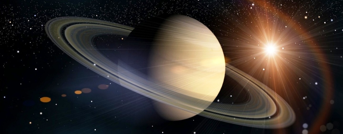 кольца сатурна  из космоса
