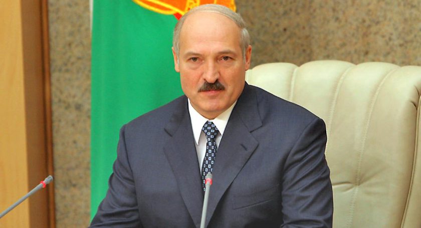 Лукашенко: Беларусь не будет отказываться от института госсобственности