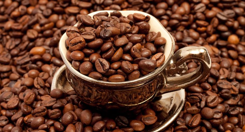Из-за неурожая в Латинской Америке кофе подорожает на 20%