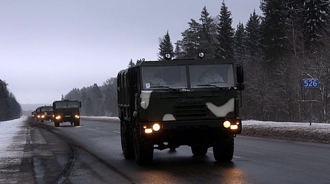 Военная автоколонна