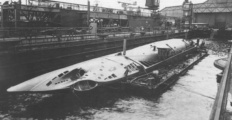 Всплытие немецкой подводной лодки времён Второй мировой войны - U23
