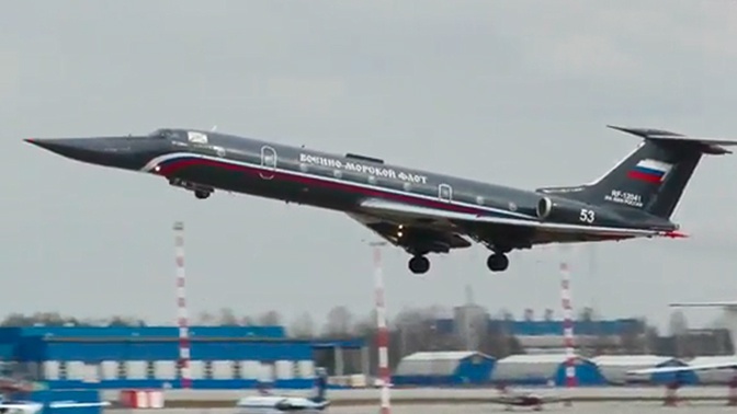 Ту-134А-4 поднимается в воздух