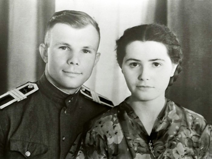 Юрий Гагарин со своей женой