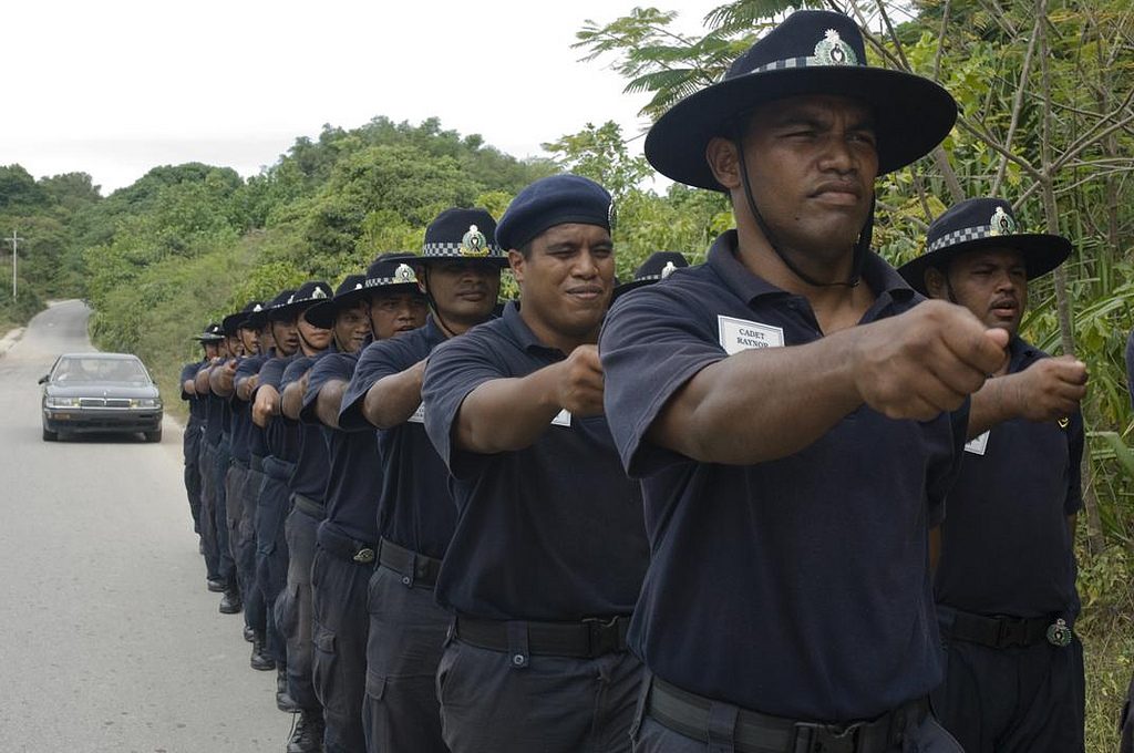 Полицейские Науру