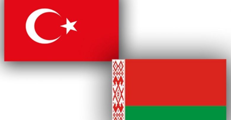 Флаги Беларуси и Турции