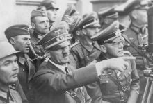 Адольф Гитлер