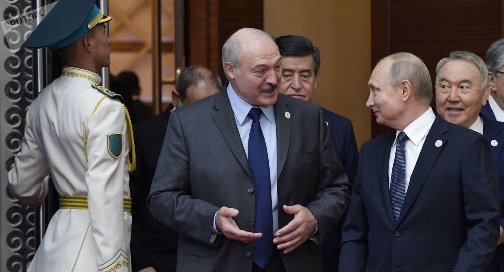 Лукашенко и Путин пообщались в Нур-Султане