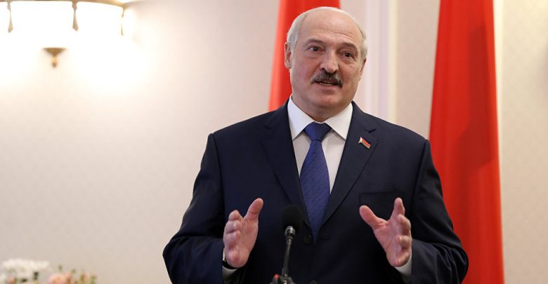 Лукашенко поздравил белорусов