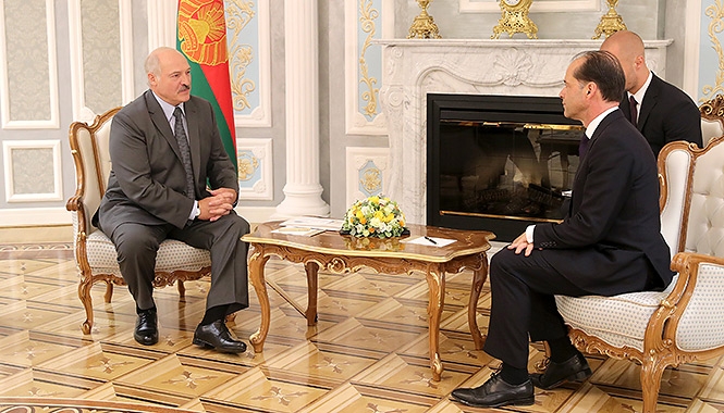 Лукашенко и британский министр