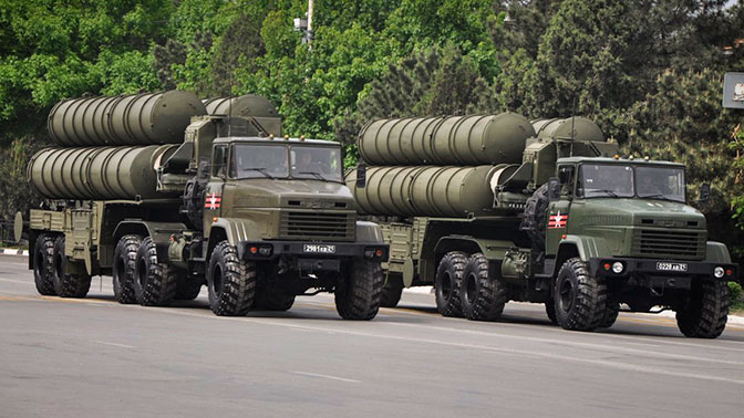 Видеофакт: На полигоне «Ашулук» прошли учения ПВО системы С-300 «Фаворит»