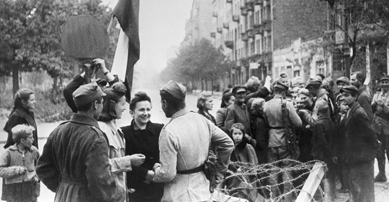 советские солдаты в Польше
