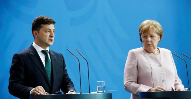 Президент Украины Владимир Зеленский и канцлер Германии Ангела Меркель