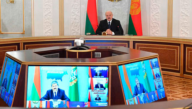 23 июля Президент Александр Лукашенко провёл республиканское селекторное совещание по вопросам уборки урожая