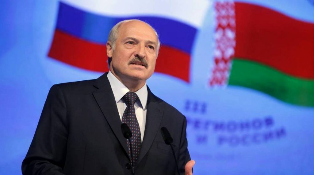 Лукашенко предложил снять все проблемные вопросы в отношениях с РФ к концу года