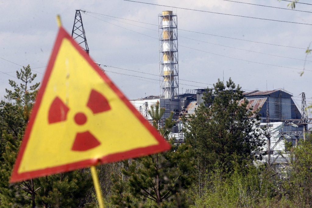 Зеленский хочет создать в Чернобыльской зоне отчуждения зелёный коридор для туристов