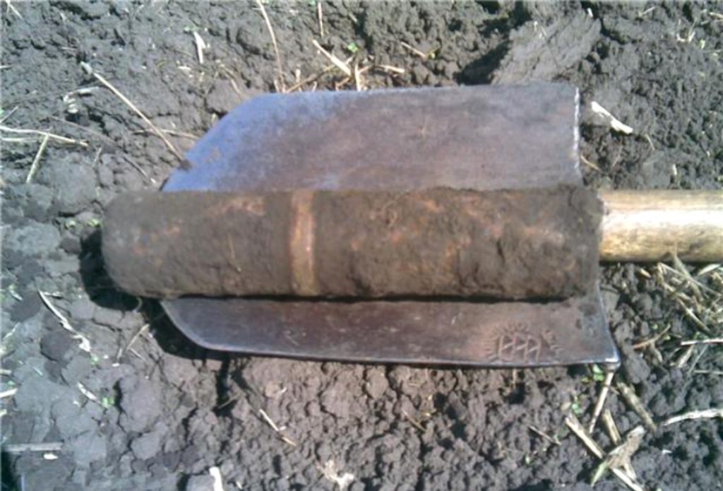 Немецкую ручную гранату нашли в Жировичском монастыре