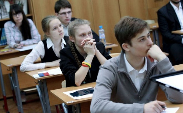 В школах Беларуси ввели занятия для защитников Отечества