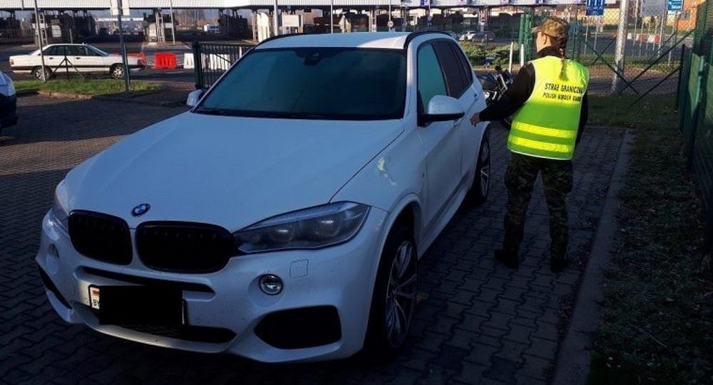 Польские пограничники забрали у белоруски BMW X5