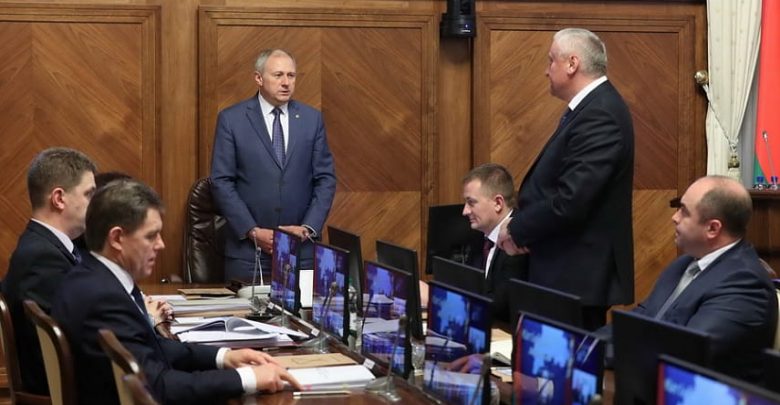 Заседание правителсьтва Беларуси во главе с Румасом