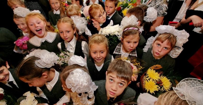 школьники