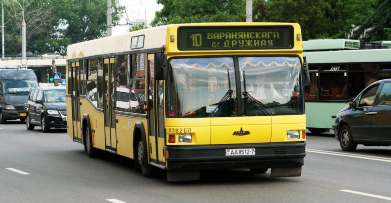 автобус, общественный транспорт в Минске
