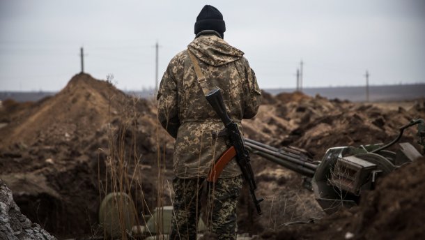 3.3 тысячи жизней унесла война в Донбассе