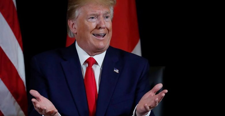 Возмущённый президент США Дональд Трамп
