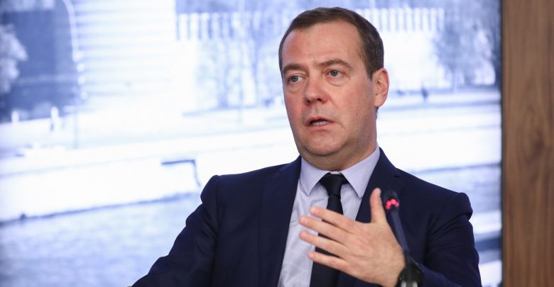 премьер-министр России Дмитрий Медведев