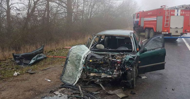 Три человека пострадали в лобовом ДТП под Ляховичами