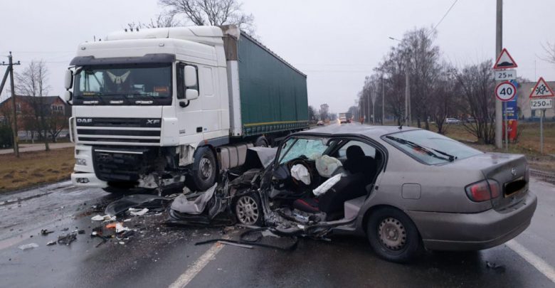Столкновения Ниссана и фуры под Пинском
