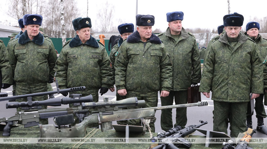 В Витебске на военные учения собрали всех глав областей Беларуси