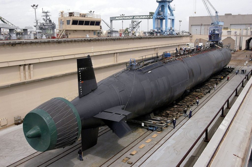 Проект 885М подводная лодка класса "Ясень" в доке
