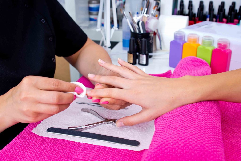 оборудование для маникюра