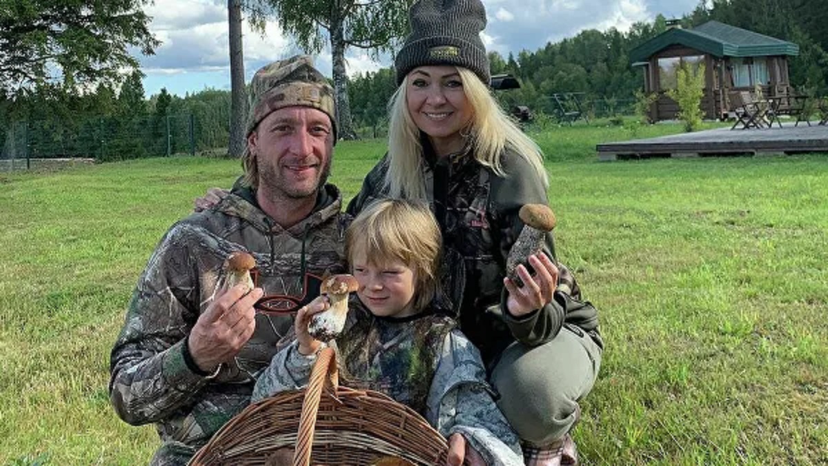 Яна Рудковская рассказала, что меняла в своей внешности