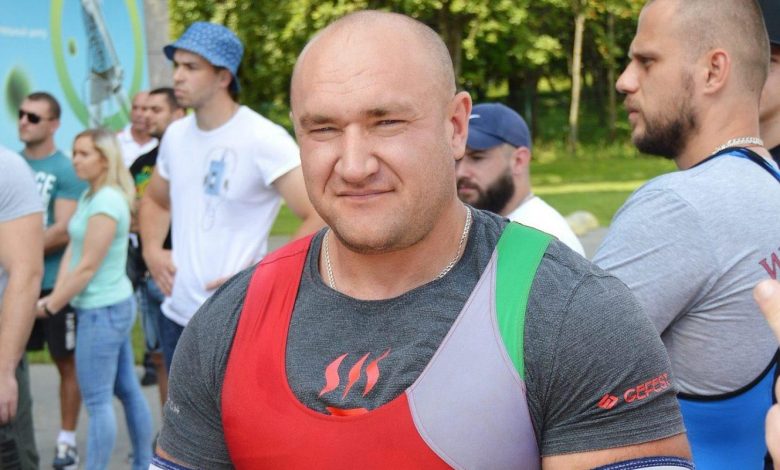 чемпион Беларуси по пауэрлифтингу Сергей Кузнецов