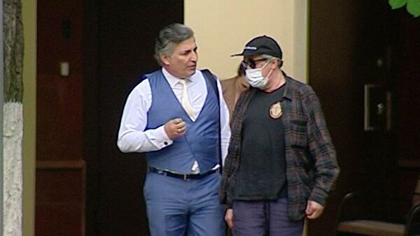 Адвокат Ефремова заявил, что видеообращение было его идеей Адвокат Ефремова заявил, что видеообращение было его идеей