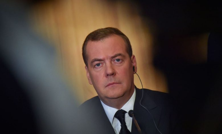 Медведев о выборах в Беларуси: решение за народом Медведев о выборах в Беларуси: решение за народом