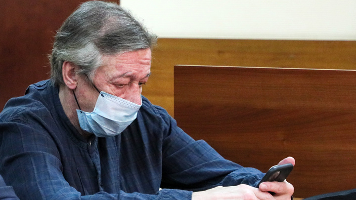 Сотрудник ДПС, видевший аварию с Ефремовым, дал показания в суде Сотрудник ДПС, видевший аварию с Ефремовым, дал показания в суде