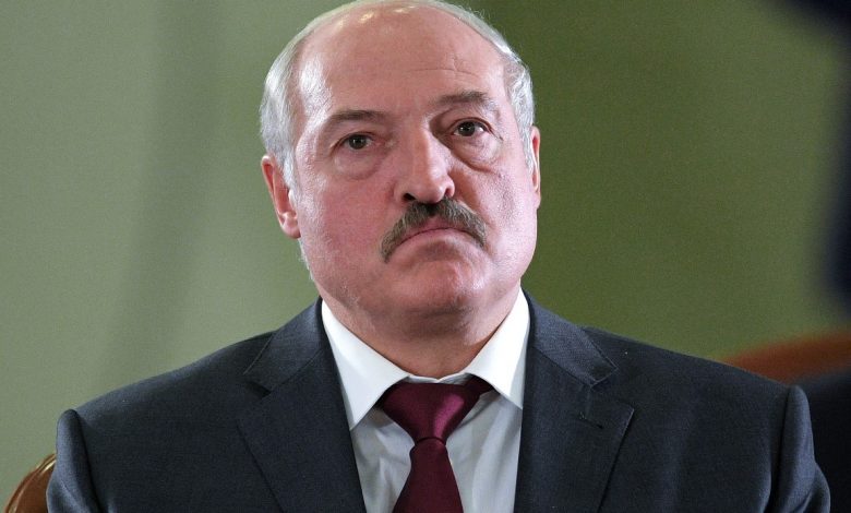 Лукашенко заявил, что против Беларуси началась дипломатическая бойня Лукашенко заявил, что против Беларуси началась дипломатическая бойня