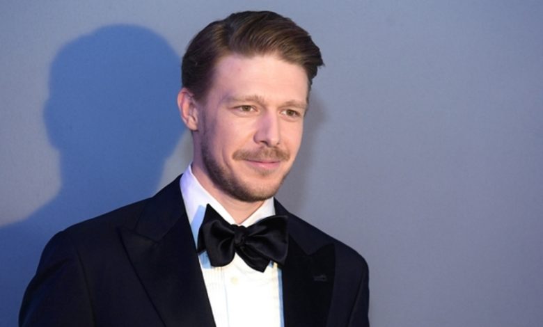 Никита Ефремов рассказал о проблемах с алкоголем Никита Ефремов рассказал о проблемах с алкоголем