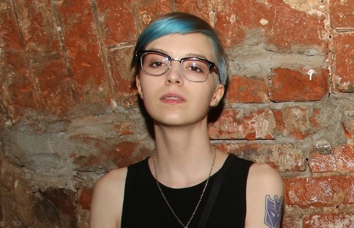 «БДСМ практикую»: дочь Ефремова рассказала о своих секс-пристрастиях «БДСМ практикую»: дочь Ефремова рассказала о своих секс-пристрастиях