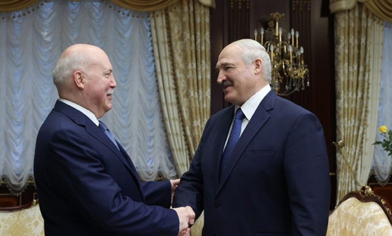 Лукашенко считает, что Минск и Москва продвинулись в решении накопившихся проблем Лукашенко считает, что Минск и Москва продвинулись в решении накопившихся проблем