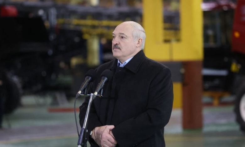 Александр Лукашенко 20 ноября 2020 года посещает Гомсельмаш