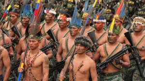 армия индейцев с оружием