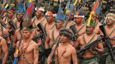 армия индейцев с оружием
