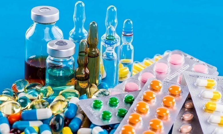 В поликлиниках и аптеках Минска появятся контейнеры для просроченных лекарств