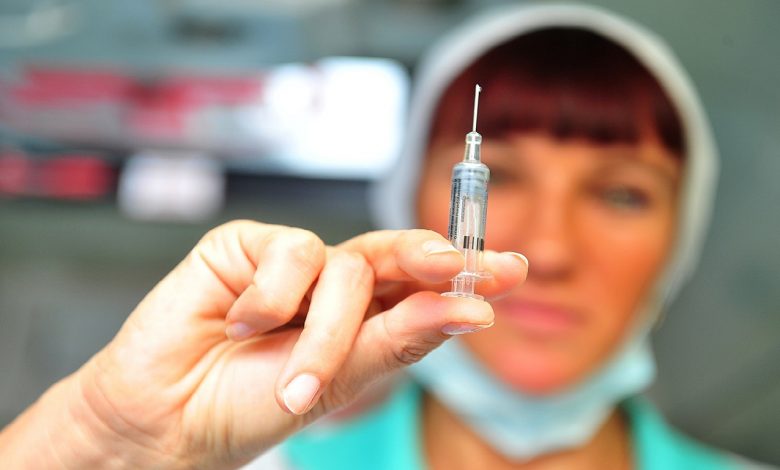 В Беларуси завершается плановая вакцинация медиков