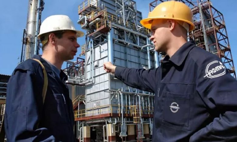 Сотрудники «Мозырского НПЗ», «Нафтана» и «Гродно Азот» могут не получить доступ к работе