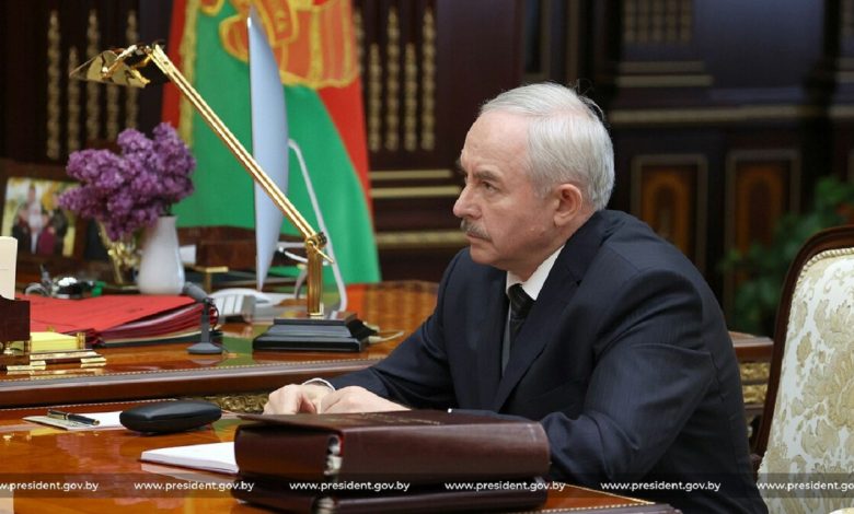 Лукашенко принял отставку Шеймана