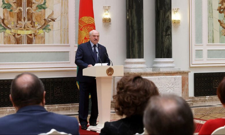 Президент страны Александр Лукашенко поздравил белорусов с Днем Независимости